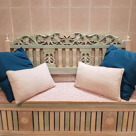 Fashion Cathedral Apartment, Centro Storico Napoli ภายนอก รูปภาพ