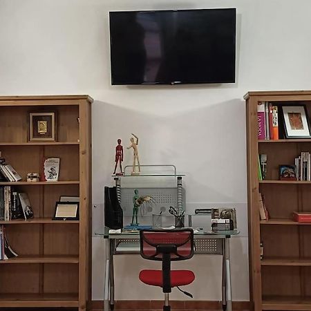 Fashion Cathedral Apartment, Centro Storico Napoli ภายนอก รูปภาพ