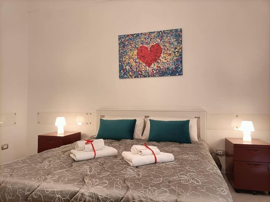 Fashion Cathedral Apartment, Centro Storico Napoli ภายนอก รูปภาพ